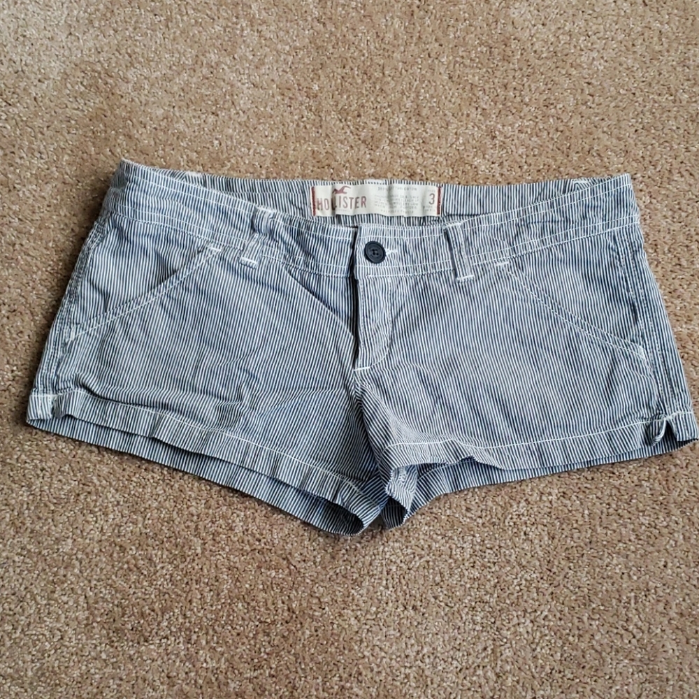 Hollister Blue and White (searsucker)Shorts Classic Style.